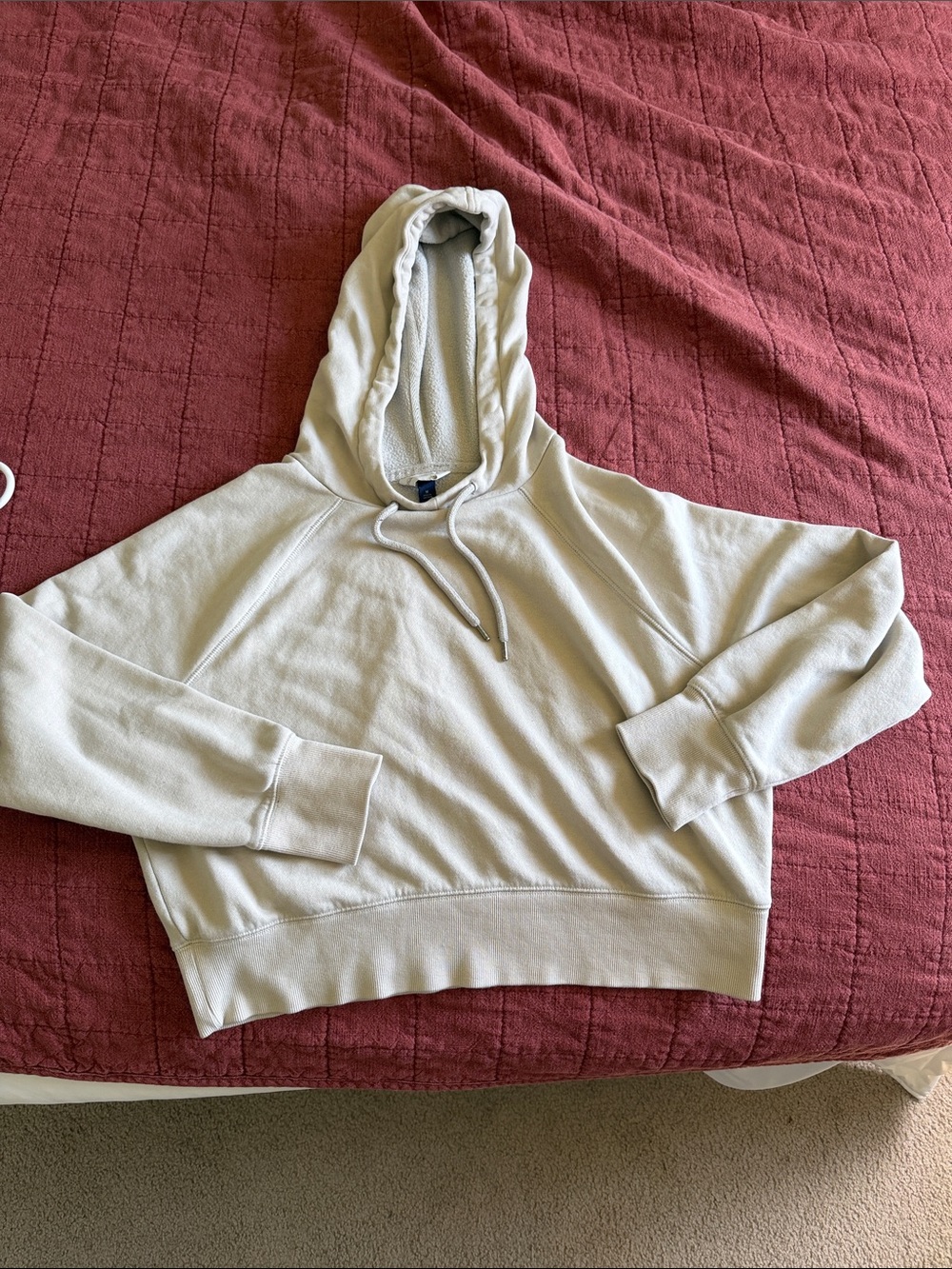 Universal Thread Cream Drawstring Hoodie Pullover